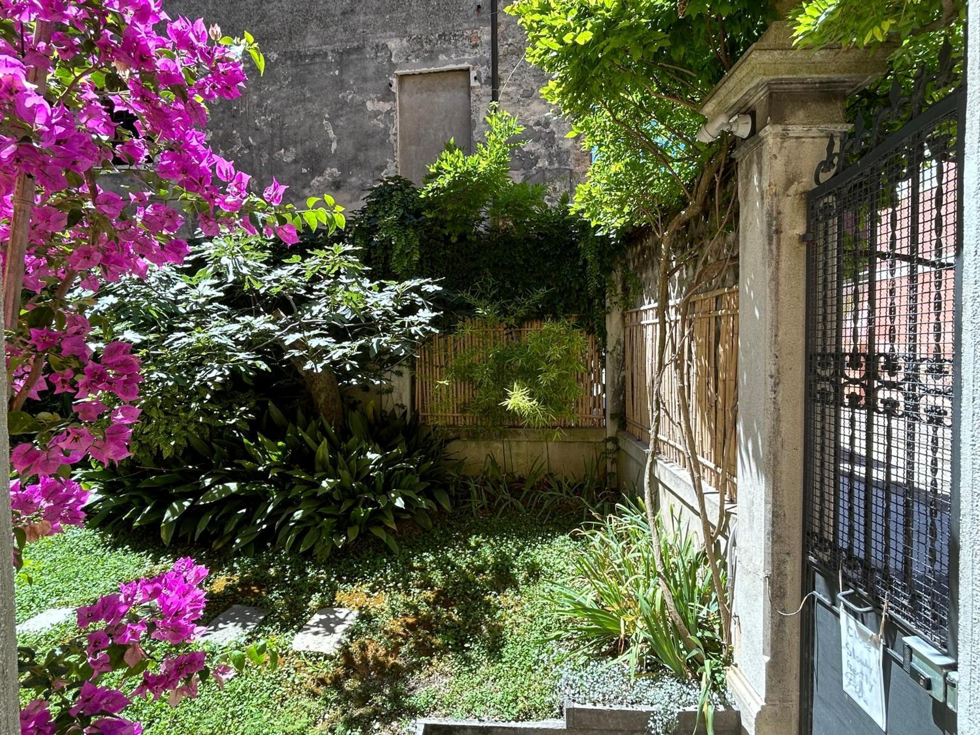 Отель Carbonaia Venezia Экстерьер фото