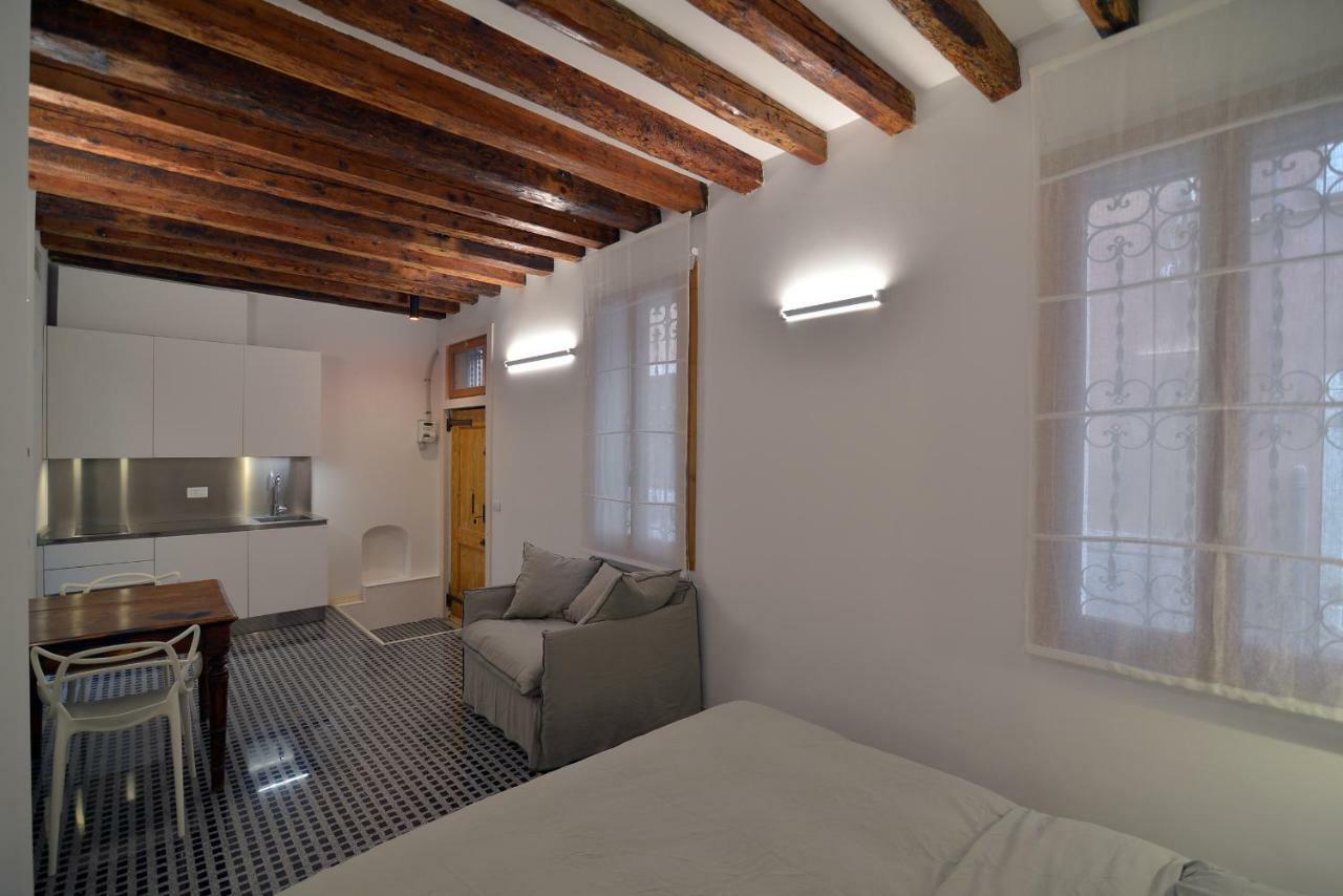 Отель Carbonaia Venezia Экстерьер фото